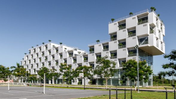 Universidad en Hanoi 4