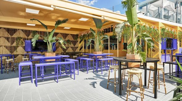 El remodelado Bar TORÖ en Ibiza 11