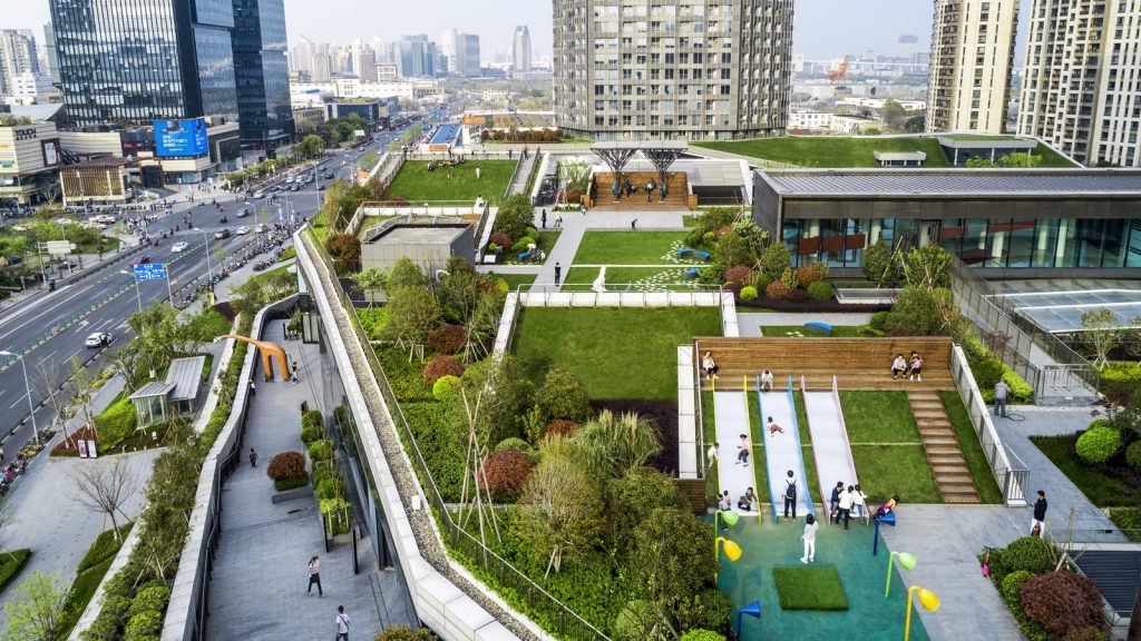 Hacia un mundo más verde en Greenland Center 13