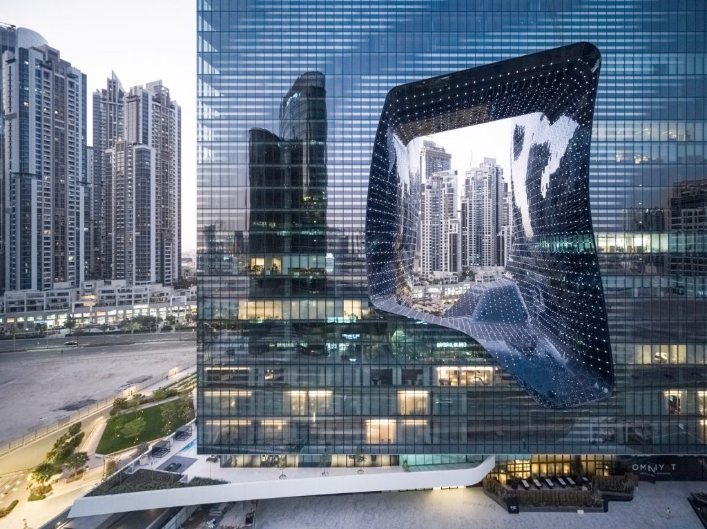 Finalmente se completó "ME Dubai hotel en el Opus". Un proyecto 100% diseño de Zaha Hadid. 1