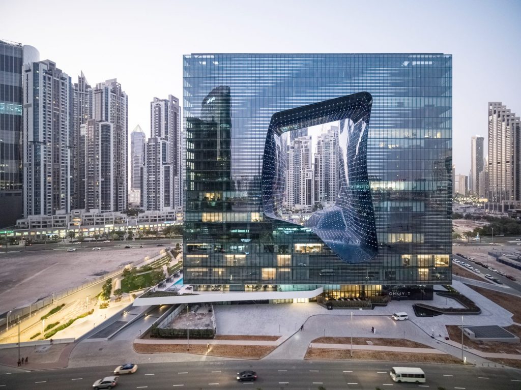 Finalmente se completó "ME Dubai hotel en el Opus". Un proyecto 100% diseño de Zaha Hadid. 21