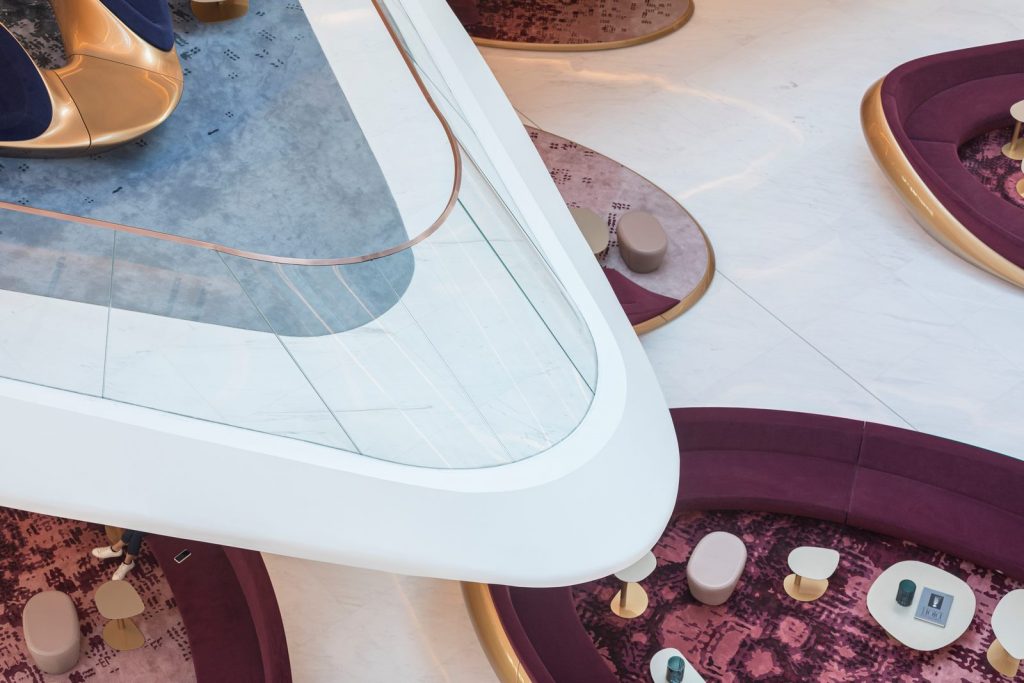Finalmente se completó "ME Dubai hotel en el Opus". Un proyecto 100% diseño de Zaha Hadid. 17