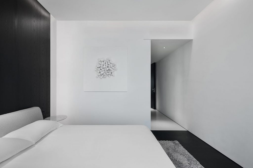 Una casa geométrica minimalista 16