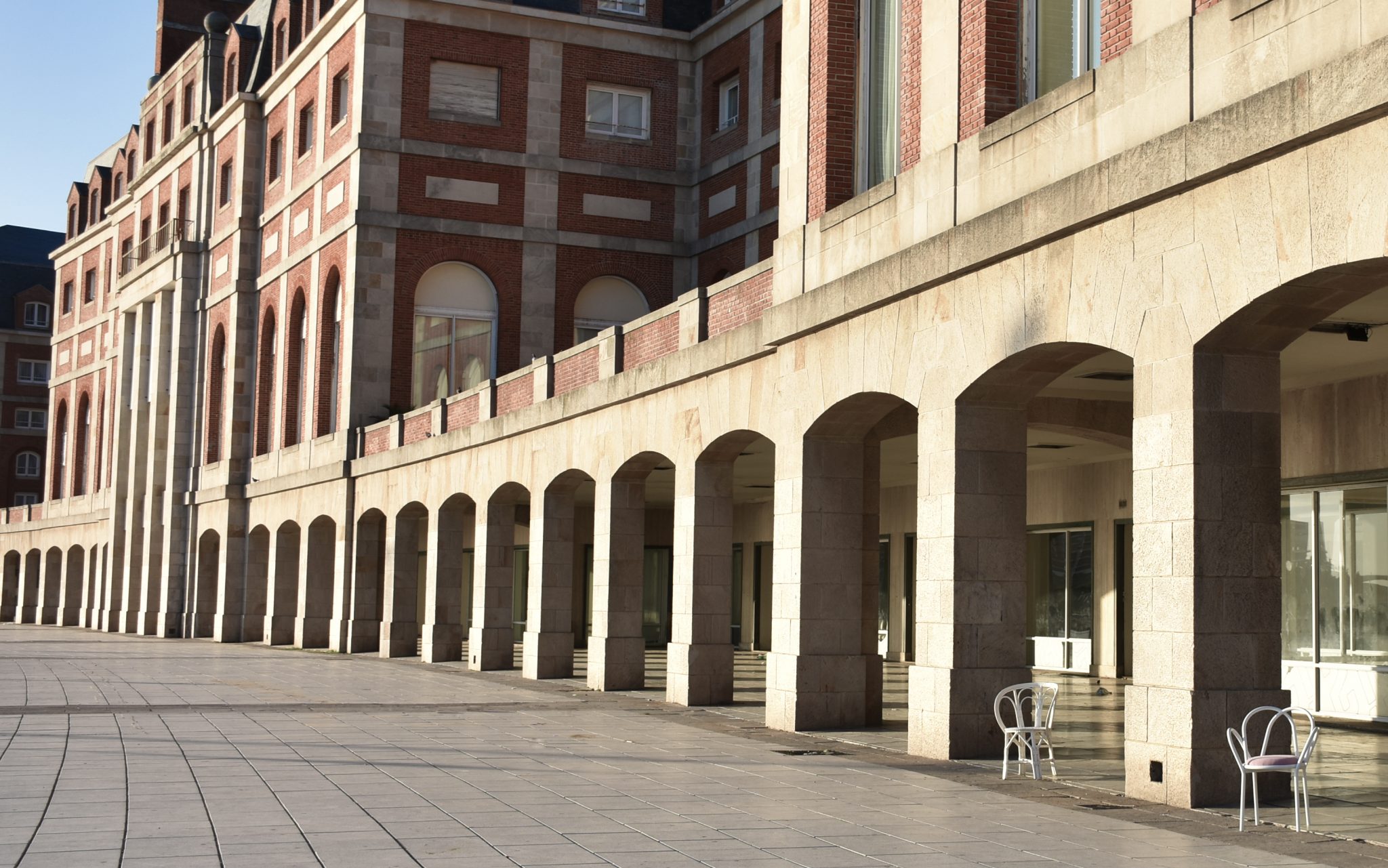 Desde Mar del Plata, Cano Rolón - Revista Estilo Propio