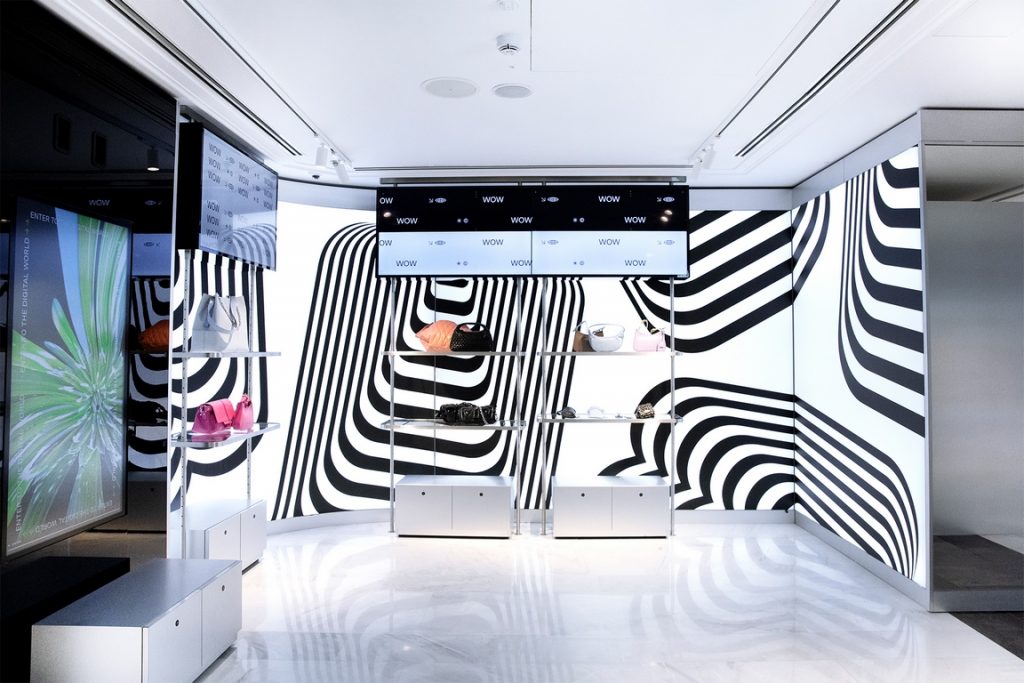 INTERIOR WOW 18