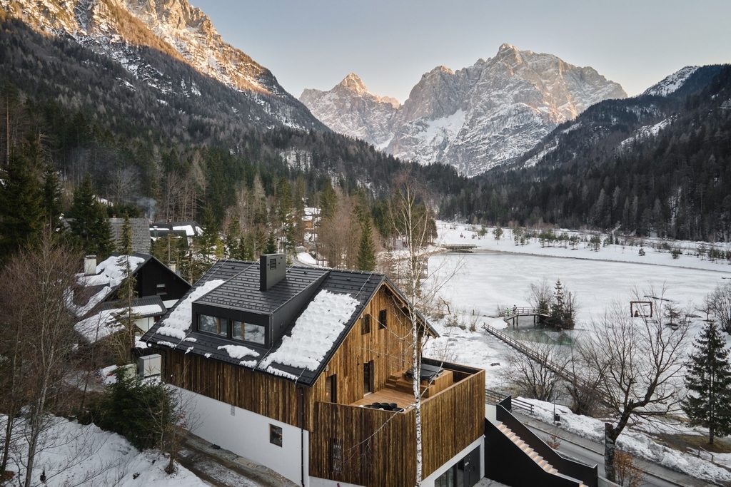 En el corazón de los Alpes Julianos, Eslovenia, la famosa y antigua casa de huéspedes Milka ha cobrado una nueva vida. 4