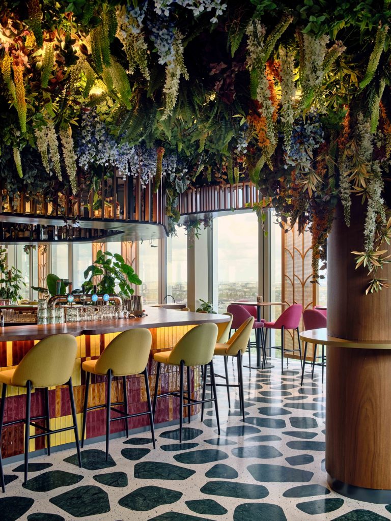 Selva Restaurante, un Oasis en el cielo 9