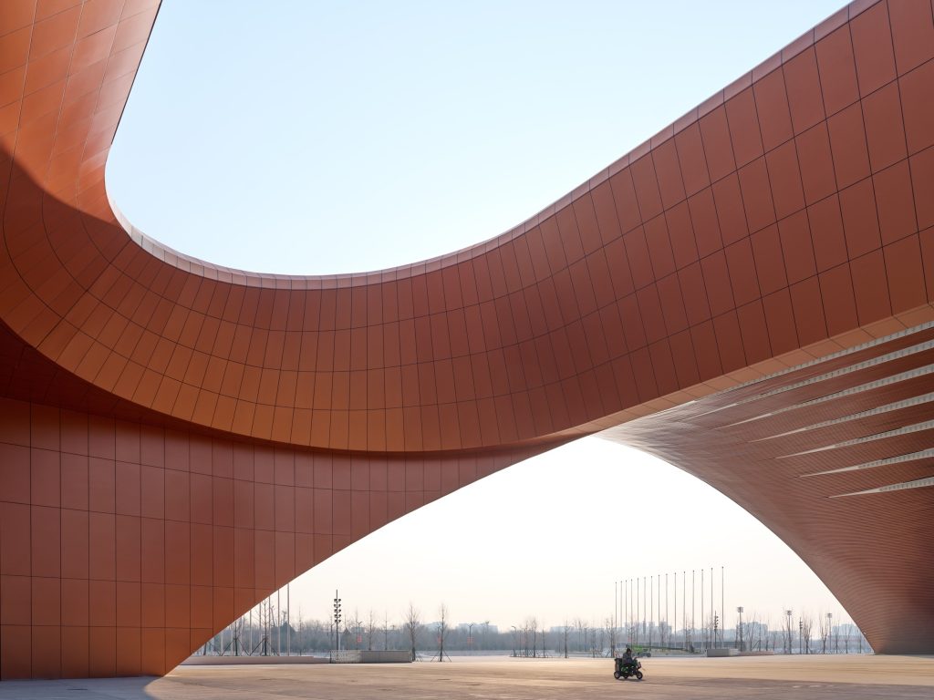 El Centro Internacional de Exposiciones y Convenciones Capital se inauguró hoy en Pekín 5